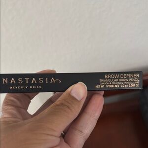 Anastasia Beverly Hills Soft Brown Brow Definer